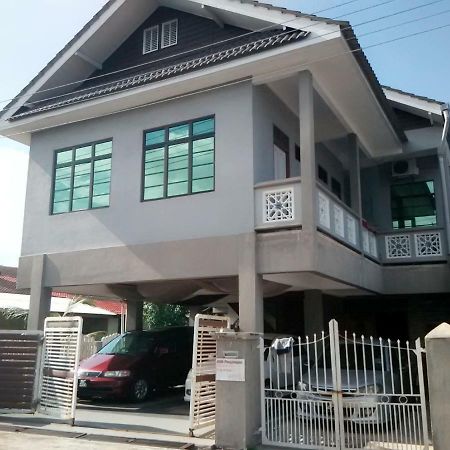 Penginapan Mycj - Roomstay Kuala Terengganu Eksteriør bilde